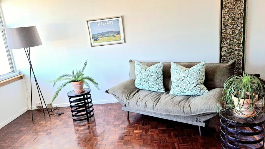To Let 1 Bedroom Property for Rent in Sea Point Western Cape